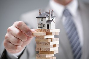 Investment risk and uncertainty in the real estate housing market